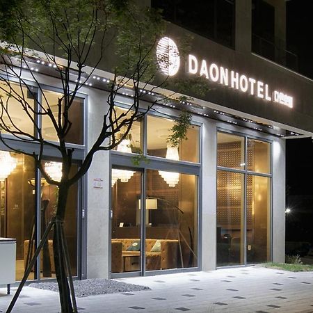 Daon Hotel Чонджу Екстериор снимка